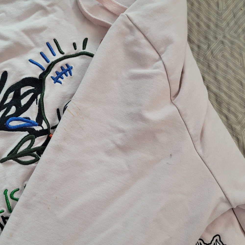 Offbeat Embroidered Graphic Pink Hoodie for Men - Picture 12 of 13